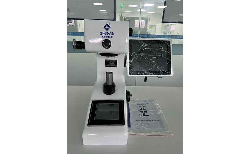 Microhardness Tester